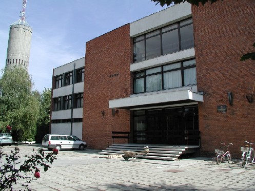 Berg Gusztáv Szakiskola
Ipari1.jpg (800 x 600)
150788 byte (147.25 KiB)